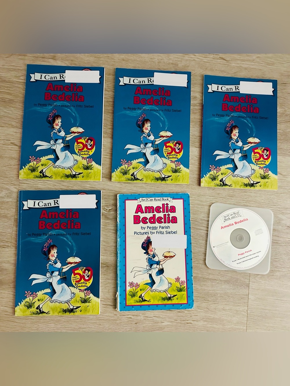HOMESCHOOL/TEACHER Bundle - FIVE (5) Amelia Bedelia Books AND Audio CD